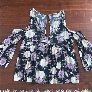 AMERICAN EAGLE BLOUSE